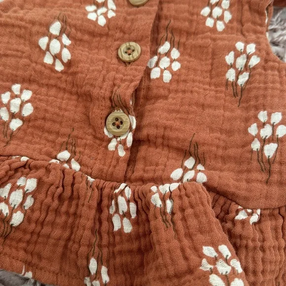 Matching Set - Picture 2 of 3